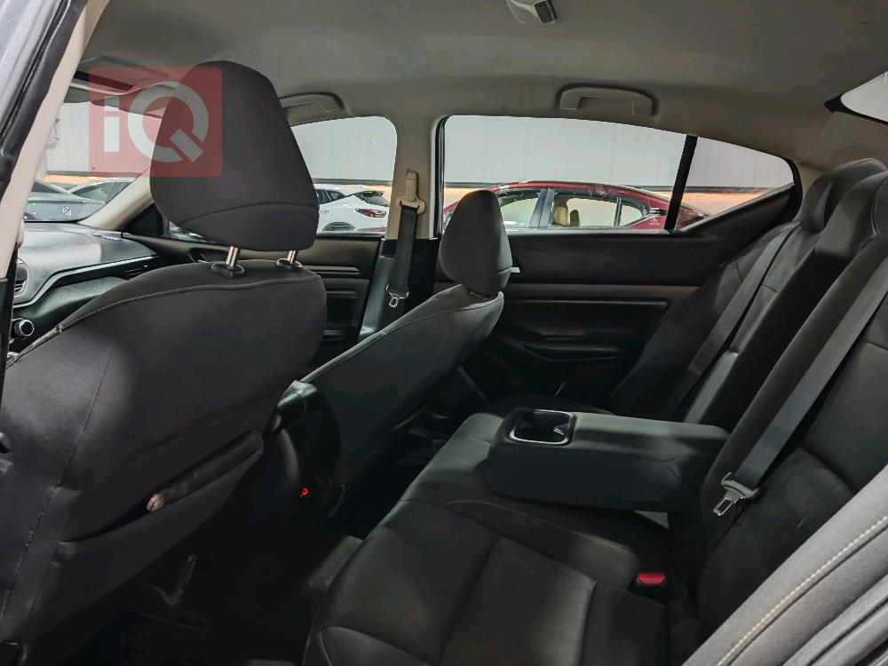 نیسان ئەلتیما